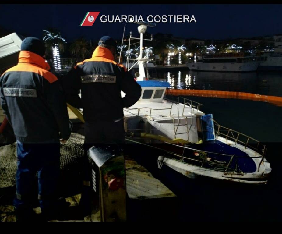 Intervento Capitaneria di Porto per peschereccio