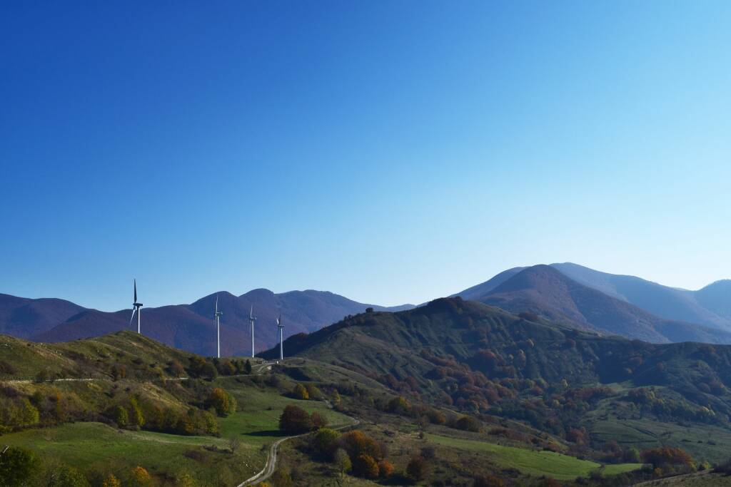 Varese Ligure, l'impianto eolico del passo della Cappelletta (2021) (foto Giorgio Pagano)