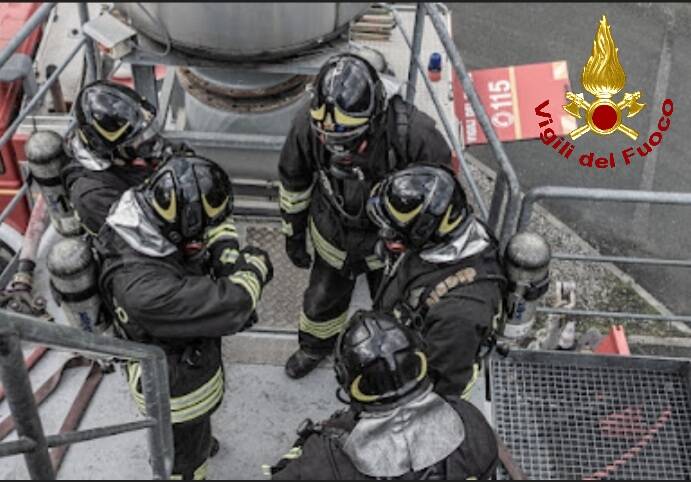 Corso antincendio navale all'Antoniana, addestramento per vigili del fuoco di altre regioni