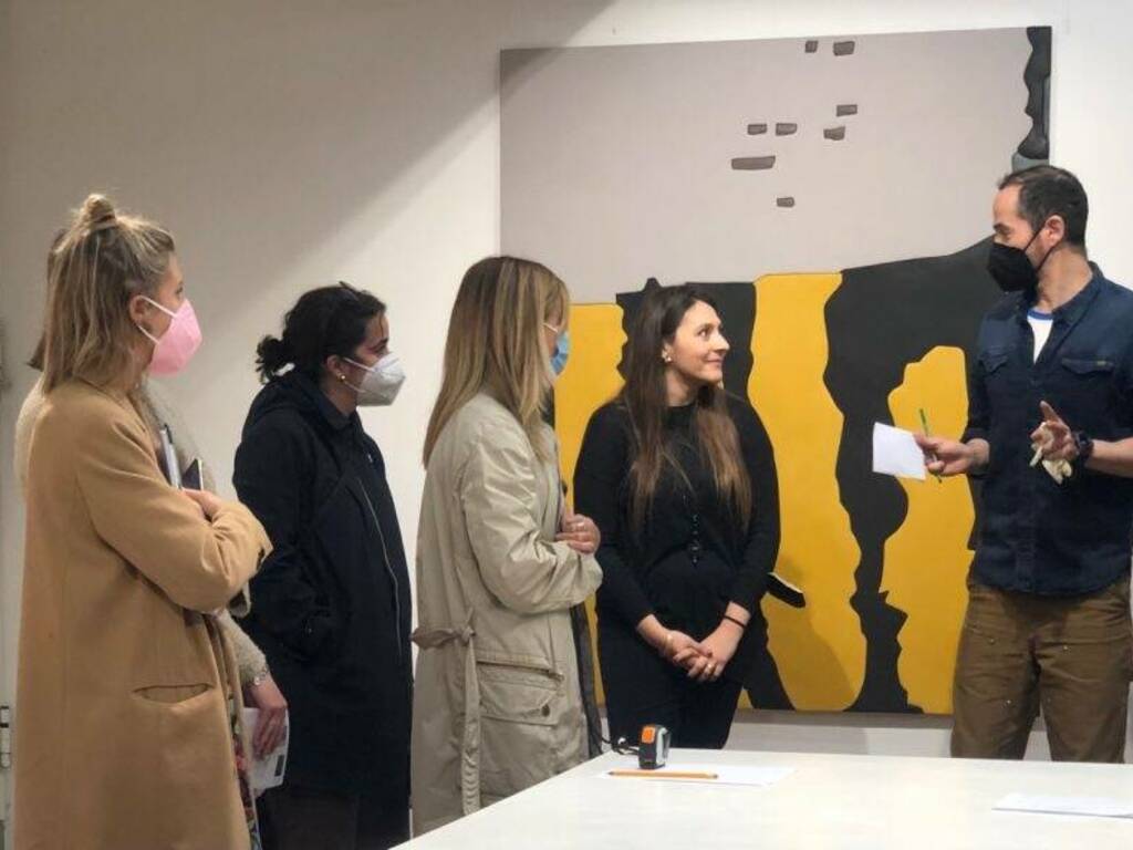 Enrica Passalacqua durante un incontro in galleria per il master - foto: Francesca Maria Montanari
