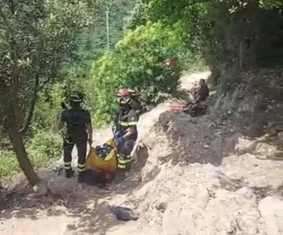 Soccorso Alpino e Vigili del Fuoco sui sentieri delle Cinque Terre 