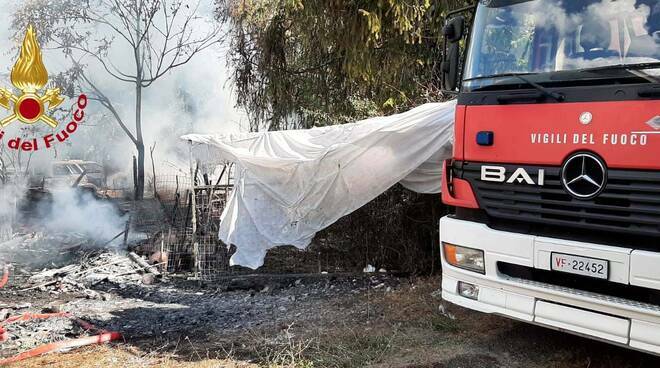 Vigili del fuoco in azione