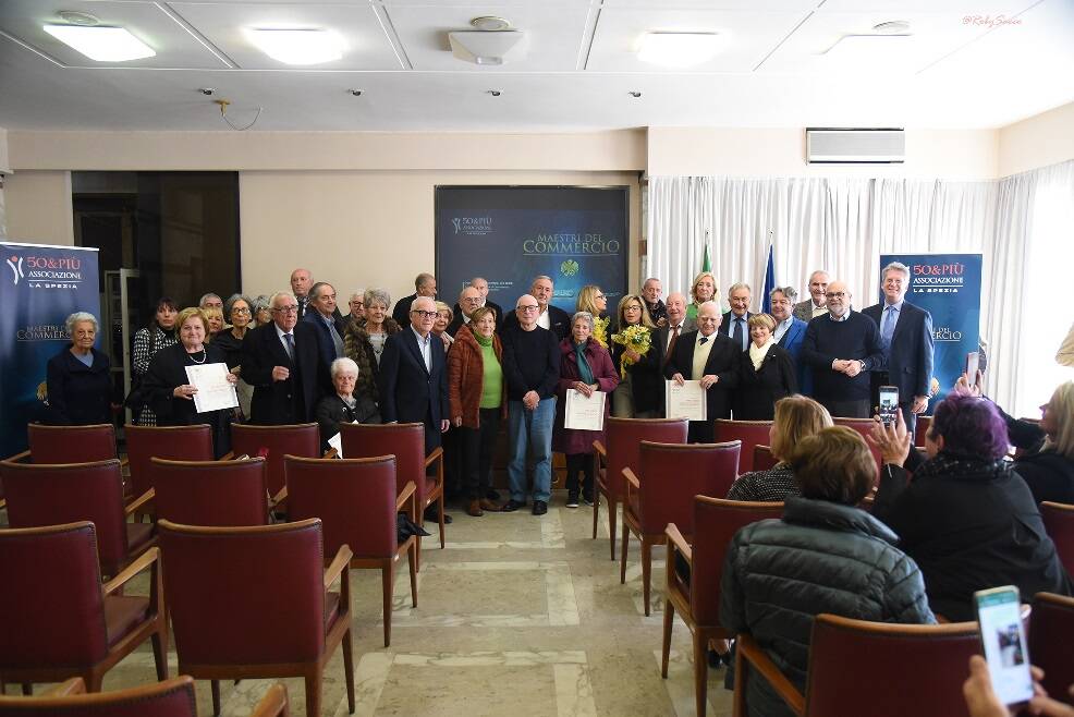 He obtained 33 new master's degrees in commerce in La Spezia