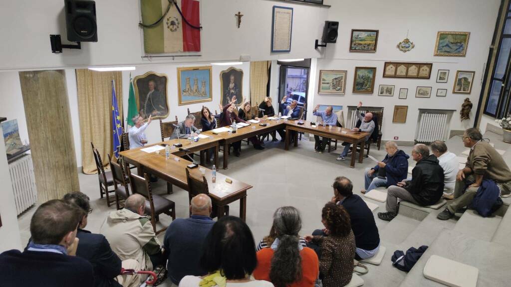 Consiglio comunale di Porto Venere: l'opposizione ha abbandonato l'aula