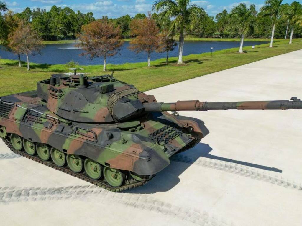 Il Leopardo in vendita negli Stati Uniti (ph barrett-jackson.com)